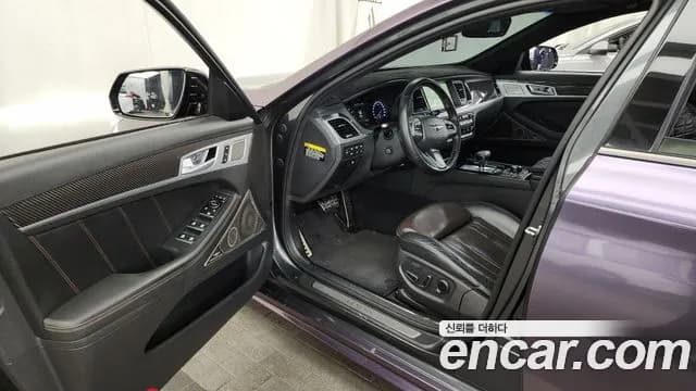 2017 Genesis G80 3.3 T-GDI AWD Sold VIN KMHGN41BDHU215637 – photo 11 2017 Genesis G80 3.3 T-GDI AWD Sold VIN KMHGN41BDHU215637 – photo 11