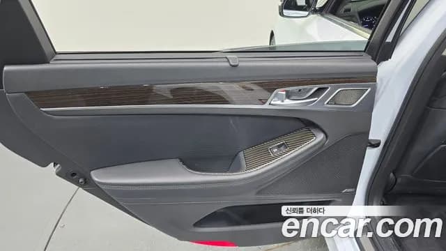 2018 Genesis G80 3.3 GDI Sold VIN KMHGN41DBJU270826 – photo 25 2018 Genesis G80 3.3 GDI Sold VIN KMHGN41DBJU270826 – photo 25