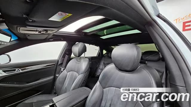 2018 Genesis G80 3.3 GDI Sold VIN KMHGN41DBJU284224 – photo 12 2018 Genesis G80 3.3 GDI Sold VIN KMHGN41DBJU284224 – photo 12