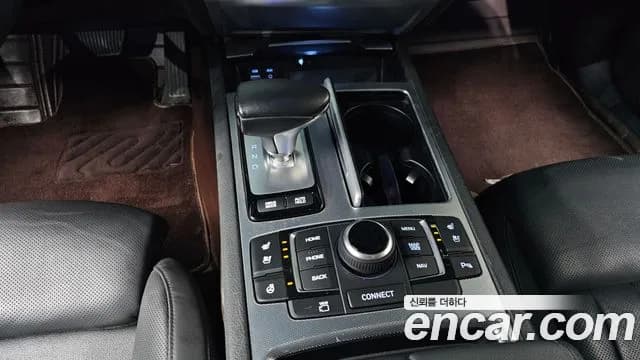 2018 Genesis G80 3.3 GDI Sold VIN KMHGN41DBJU295709 – rear exterior 2018 Genesis G80 3.3 GDI Sold VIN KMHGN41DBJU295709 – rear exterior