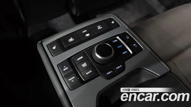 2019 Genesis G80 3.3 GDI Sold VIN KMHGN41DBKU320890 – engine bay 2019 Genesis G80 3.3 GDI Sold VIN KMHGN41DBKU320890 – engine bay