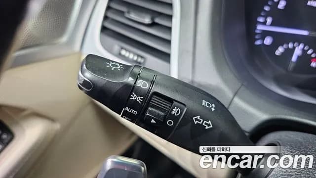 2019 Genesis G80 3.3 GDI Sold VIN KMHGN41DBKU322526 – photo 27 2019 Genesis G80 3.3 GDI Sold VIN KMHGN41DBKU322526 – photo 27