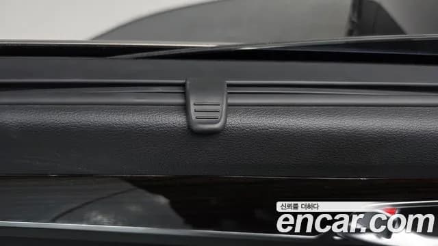 2018 Genesis G80 3.3 GDI AWD Sold VIN KMHGN41DDJU268738 – photo 19 2018 Genesis G80 3.3 GDI AWD Sold VIN KMHGN41DDJU268738 – photo 19