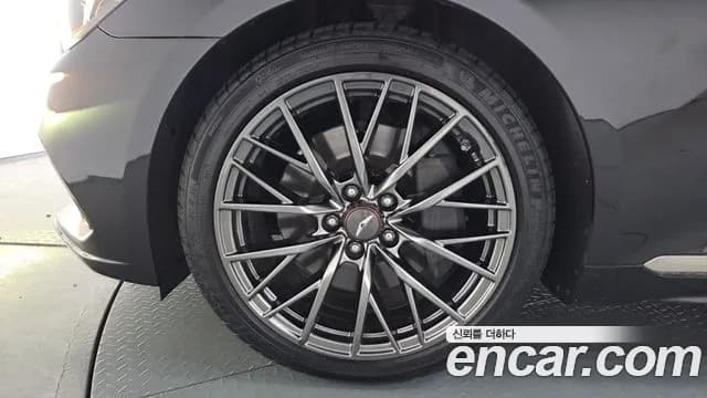 2018 Genesis G80 3.3 GDI AWD Sold VIN KMHGN41DDJU268738 – photo 35 2018 Genesis G80 3.3 GDI AWD Sold VIN KMHGN41DDJU268738 – photo 35