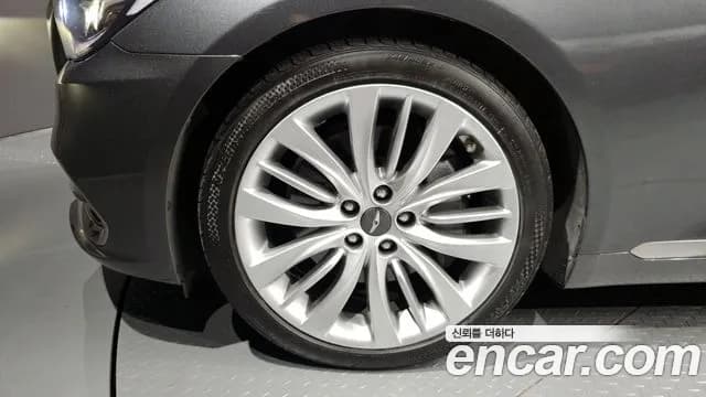 2018 Genesis G80 3.3 GDI AWD Sold VIN KMHGN41DDJU276782 – side profile 2018 Genesis G80 3.3 GDI AWD Sold VIN KMHGN41DDJU276782 – side profile