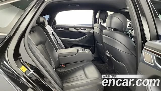 2018 Genesis G80 3.3 GDI AWD Sold VIN KMHGN41DDJU283836 – rear exterior 2018 Genesis G80 3.3 GDI AWD Sold VIN KMHGN41DDJU283836 – rear exterior