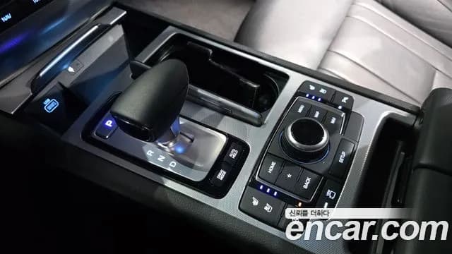2019 Genesis G80 3.3 GDI AWD Sold VIN KMHGN41DDKU309091 – photo 34 2019 Genesis G80 3.3 GDI AWD Sold VIN KMHGN41DDKU309091 – photo 34