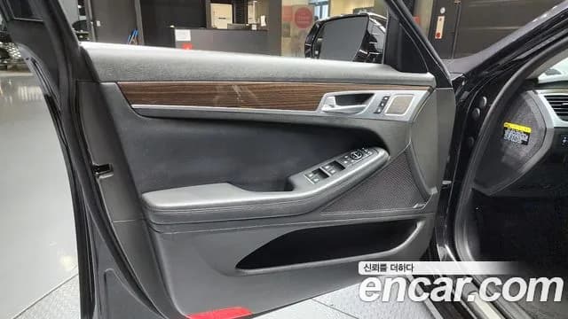 2018 Genesis G80 3.8 GDI Sold VIN KMHGN41EBJU278239 – photo 26 2018 Genesis G80 3.8 GDI Sold VIN KMHGN41EBJU278239 – photo 26