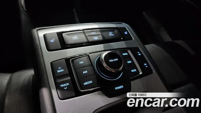 2018 Genesis G80 3.8 GDI Sold VIN KMHGN41EBJU278239 – photo 28 2018 Genesis G80 3.8 GDI Sold VIN KMHGN41EBJU278239 – photo 28
