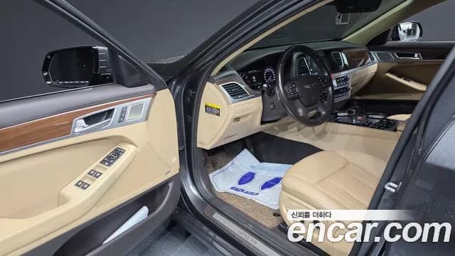2017 Genesis G80 3.8 GDI AWD Sold VIN KMHGN41EDHU219604 – exterior detail 2017 Genesis G80 3.8 GDI AWD Sold VIN KMHGN41EDHU219604 – exterior detail