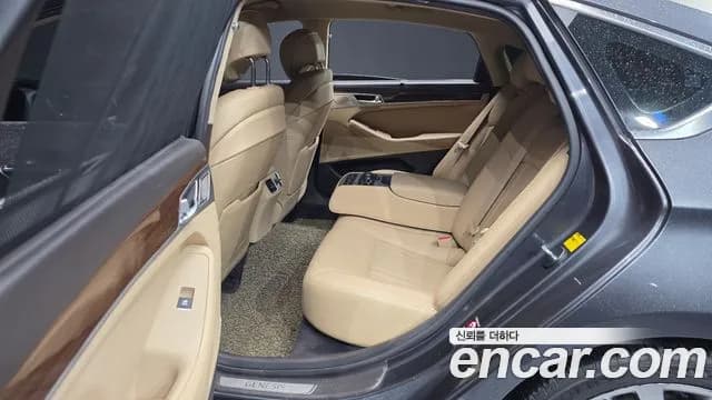 2017 Genesis G80 3.8 GDI AWD Sold VIN KMHGN41EDHU219604 – undercarriage 2017 Genesis G80 3.8 GDI AWD Sold VIN KMHGN41EDHU219604 – undercarriage