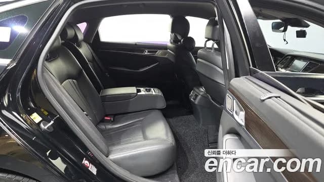 2017 Genesis G80 3.8 GDI AWD Sold VIN KMHGN41EDHU230311 – side profile 2017 Genesis G80 3.8 GDI AWD Sold VIN KMHGN41EDHU230311 – side profile