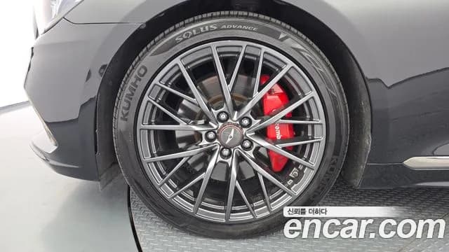 2017 Genesis G80 3.8 GDI AWD Sold VIN KMHGN41EDHU230311 – exterior detail 2017 Genesis G80 3.8 GDI AWD Sold VIN KMHGN41EDHU230311 – exterior detail