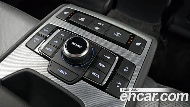 2018 Genesis G80 3.8 GDI AWD Sold VIN KMHGN41EDJU236951 – photo 22 2018 Genesis G80 3.8 GDI AWD Sold VIN KMHGN41EDJU236951 – photo 22