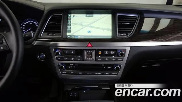 2018 Genesis G80 3.8 GDI AWD Sold VIN KMHGN41EDJU236951 – photo 26 2018 Genesis G80 3.8 GDI AWD Sold VIN KMHGN41EDJU236951 – photo 26