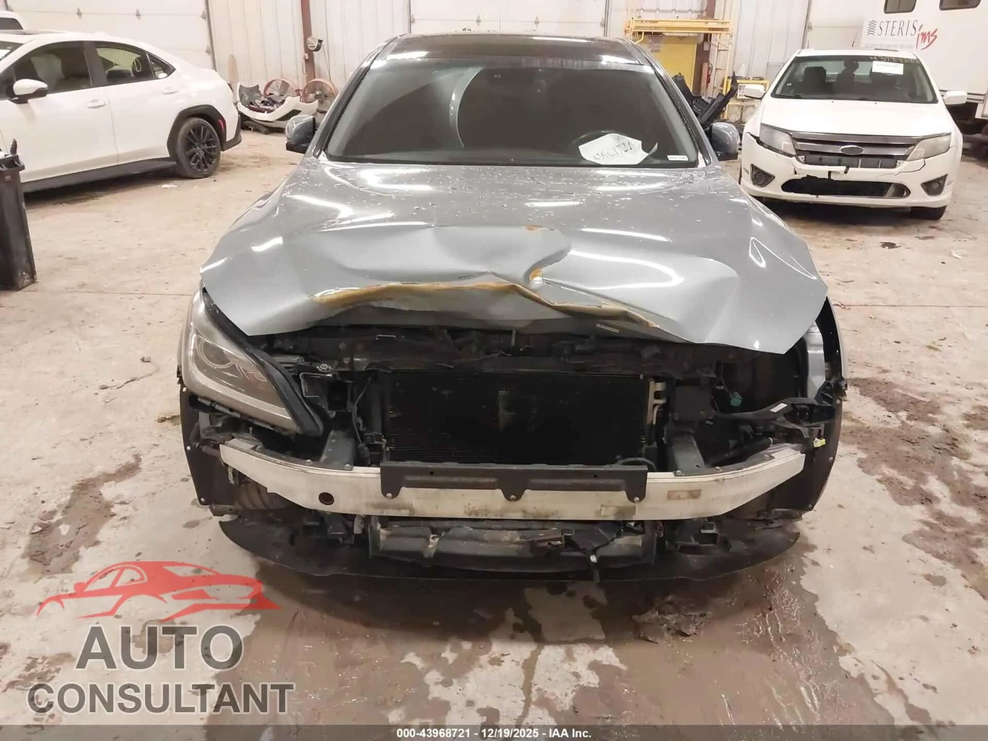 2015 HYUNDAI GENESIS Damaged VIN KMHGN4JE8FU058131 – engine bay 2015 HYUNDAI GENESIS Damaged VIN KMHGN4JE8FU058131 – engine bay