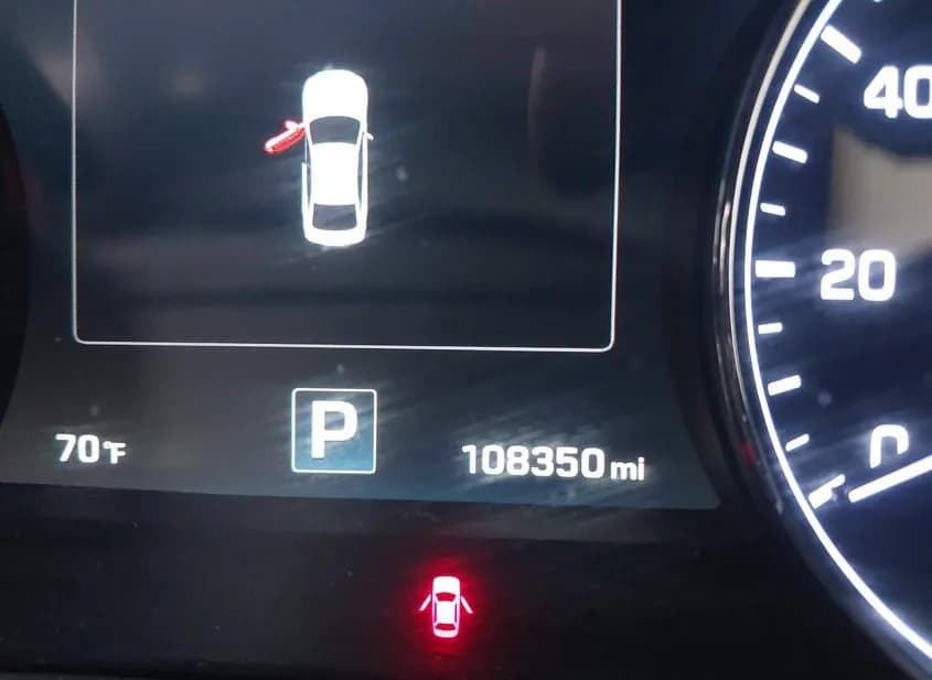 2017 GENESIS G80 Used VIN KMHGN4JE9HU188079 – exterior detail 2017 GENESIS G80 Used VIN KMHGN4JE9HU188079 – exterior detail