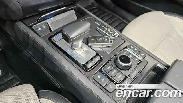 2018 Genesis G80 3.3 T-GDI AWD Sold VIN KMHGR41BDJU298181 – photo 18 2018 Genesis G80 3.3 T-GDI AWD Sold VIN KMHGR41BDJU298181 – photo 18