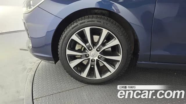2018 Hyundai i30 (PD) 1.4 Turbo Sold VIN KMHH151AGJU027347 – exterior detail 2018 Hyundai i30 (PD) 1.4 Turbo Sold VIN KMHH151AGJU027347 – exterior detail