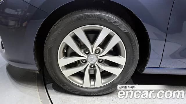 2018 Hyundai i30 (PD) 1.4 Turbo Sold VIN KMHH151AGJU068889 – trunk area 2018 Hyundai i30 (PD) 1.4 Turbo Sold VIN KMHH151AGJU068889 – trunk area