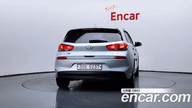 2017 Hyundai i30 (PD) Diesel 1.6 Sold VIN KMHH251DGHU002977 – front exterior 2017 Hyundai i30 (PD) Diesel 1.6 Sold VIN KMHH251DGHU002977 – front exterior