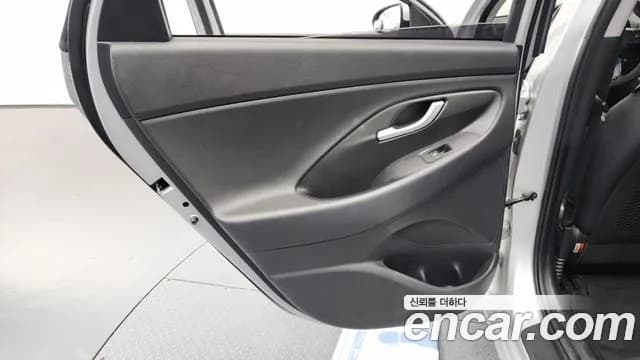 2017 Hyundai i30 (PD) Diesel 1.6 Sold VIN KMHH251DGHU002977 – photo 18 2017 Hyundai i30 (PD) Diesel 1.6 Sold VIN KMHH251DGHU002977 – photo 18