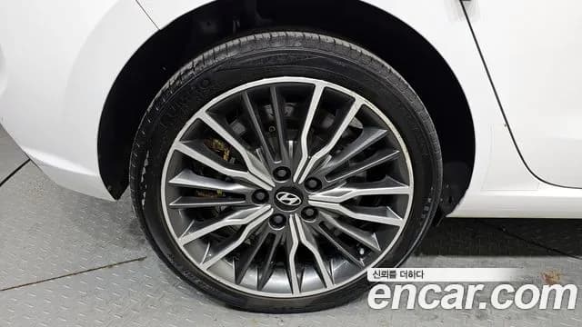 2018 Hyundai i30 (PD) Diesel 1.6 Sold VIN KMHH351DGJU082655 – photo 14 2018 Hyundai i30 (PD) Diesel 1.6 Sold VIN KMHH351DGJU082655 – photo 14