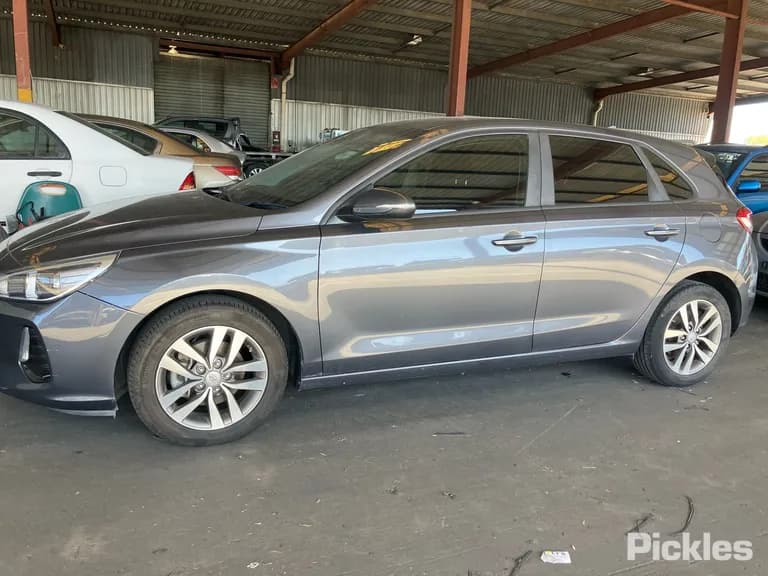 2019 Hyundai i30 Used VIN KMHH351EMKU105286 – interior seats 2019 Hyundai i30 Used VIN KMHH351EMKU105286 – interior seats