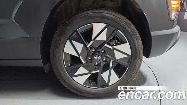 2023 Hyundai Kona Hybrid (SX2) Modern Sold VIN KMHHB811GPU017891 – side profile 2023 Hyundai Kona Hybrid (SX2) Modern Sold VIN KMHHB811GPU017891 – side profile