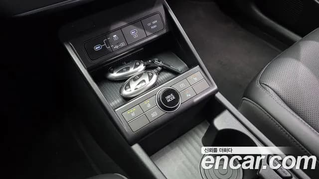 2023 Hyundai Kona Hybrid (SX2) Modern Sold VIN KMHHB811GPU017891 – exterior detail 2023 Hyundai Kona Hybrid (SX2) Modern Sold VIN KMHHB811GPU017891 – exterior detail