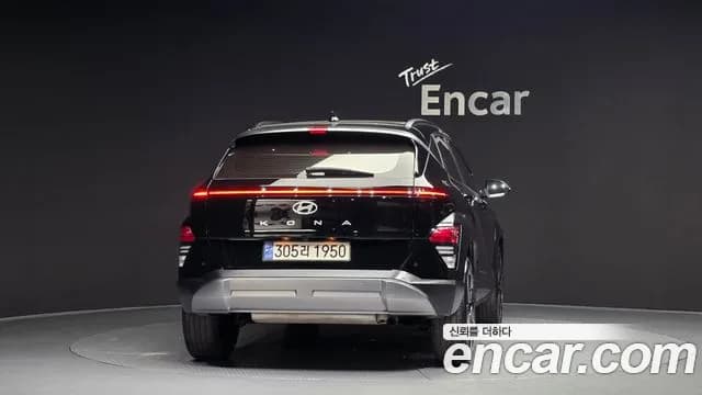 2024 Hyundai Kona (SX2) Gasoline 1.6 Turbo 2WD Sold VIN KMHHC813BRU133287 – trunk area 2024 Hyundai Kona (SX2) Gasoline 1.6 Turbo 2WD Sold VIN KMHHC813BRU133287 – trunk area