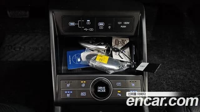 2024 Hyundai Kona Hybrid (SX2) Inspiration Sold VIN KMHHE811GRU041321 – interior seats 2024 Hyundai Kona Hybrid (SX2) Inspiration Sold VIN KMHHE811GRU041321 – interior seats