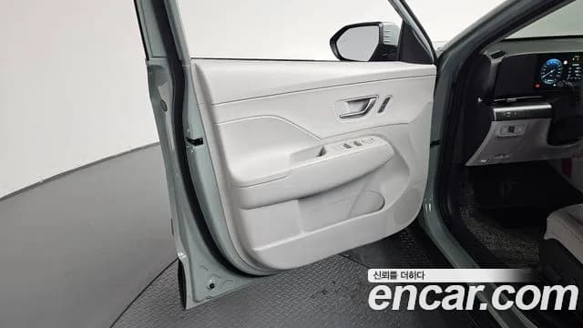 2023 Hyundai Kona (SX2) Gasoline 1.6 Turbo 2WD Sold VIN KMHHE813BPU015430 – photo 14 2023 Hyundai Kona (SX2) Gasoline 1.6 Turbo 2WD Sold VIN KMHHE813BPU015430 – photo 14