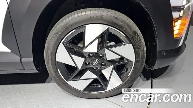 2023 Hyundai Kona (SX2) Gasoline 1.6 Turbo 4WD Sold VIN KMHHE813DPU063691 – photo 24 2023 Hyundai Kona (SX2) Gasoline 1.6 Turbo 4WD Sold VIN KMHHE813DPU063691 – photo 24