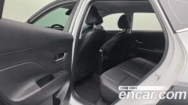 2025 Hyundai Kona (SX2) Gasoline 1.6 Turbo 4WD Sold VIN KMHHE813DSU147140 – interior seats 2025 Hyundai Kona (SX2) Gasoline 1.6 Turbo 4WD Sold VIN KMHHE813DSU147140 – interior seats