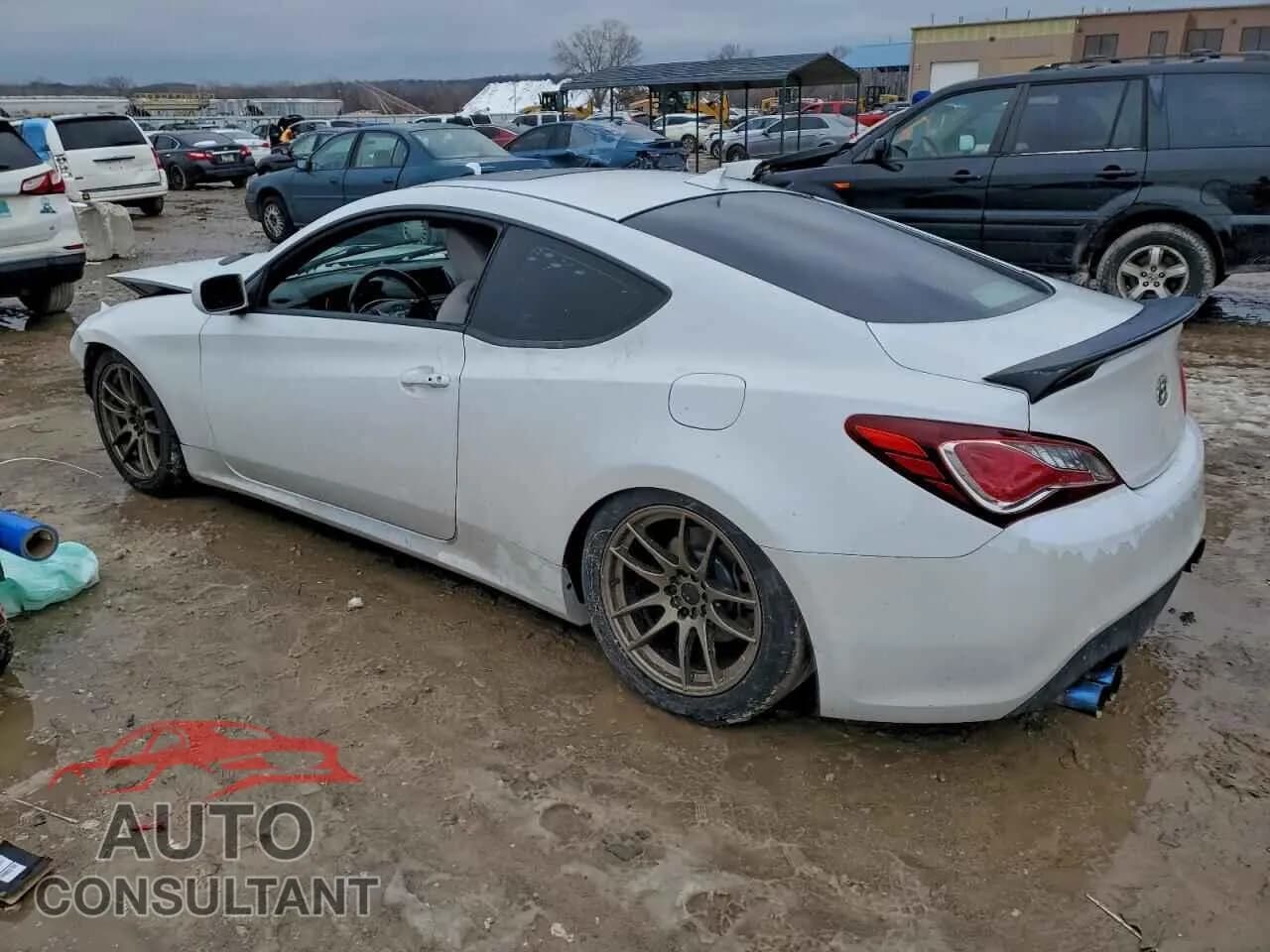2013 HYUNDAI GENESIS Damaged VIN KMHHT6KD5DU099597 – rear exterior 2013 HYUNDAI GENESIS Damaged VIN KMHHT6KD5DU099597 – rear exterior