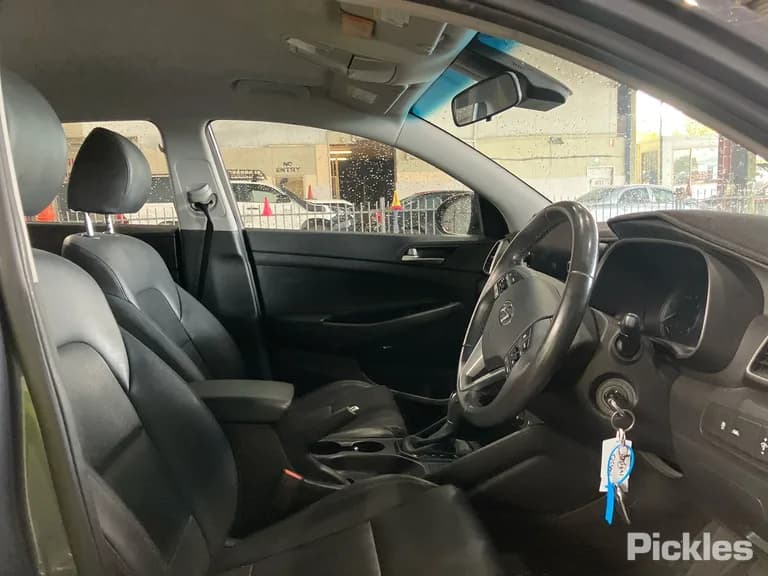 2019 Hyundai Tucson Used VIN KMHJ2814MLU068531 – undercarriage 2019 Hyundai Tucson Used VIN KMHJ2814MLU068531 – undercarriage