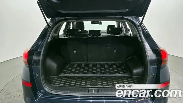 2020 Hyundai All New Tucson Diesel 1.6 2WD Sold VIN KMHJ2817GLU293230 – rear exterior 2020 Hyundai All New Tucson Diesel 1.6 2WD Sold VIN KMHJ2817GLU293230 – rear exterior