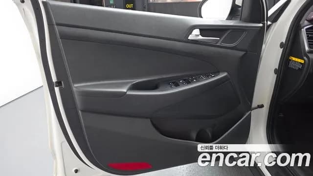 2017 Hyundai All New Tucson Diesel 2.0 2WD Sold VIN KMHJ281ABHU450591 – interior seats 2017 Hyundai All New Tucson Diesel 2.0 2WD Sold VIN KMHJ281ABHU450591 – interior seats