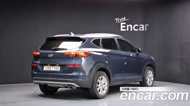 2020 Hyundai All New Tucson Gasoline 1.6 turbo 2WD Sold VIN KMHJ3812GLU206778 – trunk area 2020 Hyundai All New Tucson Gasoline 1.6 turbo 2WD Sold VIN KMHJ3812GLU206778 – trunk area