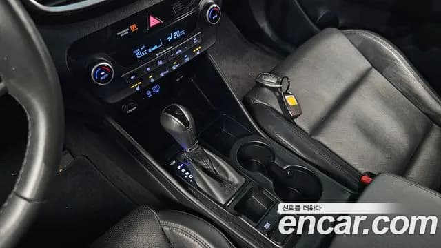 2020 Hyundai All New Tucson Gasoline 1.6 turbo 2WD Sold VIN KMHJ3812GLU282018 – odometer reading 2020 Hyundai All New Tucson Gasoline 1.6 turbo 2WD Sold VIN KMHJ3812GLU282018 – odometer reading