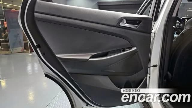2020 Hyundai All New Tucson Gasoline 1.6 turbo 2WD Sold VIN KMHJ3812GLU293085 – photo 24 2020 Hyundai All New Tucson Gasoline 1.6 turbo 2WD Sold VIN KMHJ3812GLU293085 – photo 24