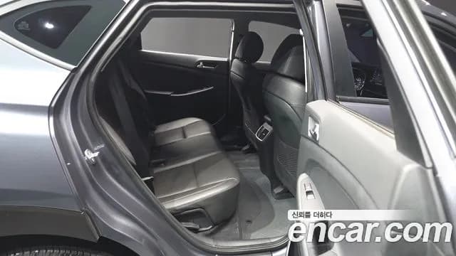 2020 Hyundai All New Tucson Gasoline 1.6 turbo 2WD Sold VIN KMHJ3812GLU319843 – interior seats 2020 Hyundai All New Tucson Gasoline 1.6 turbo 2WD Sold VIN KMHJ3812GLU319843 – interior seats