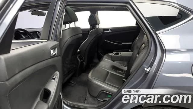 2017 Hyundai All New Tucson Diesel 1.7 2WD Sold VIN KMHJ3815GHU469181 – dashboard 2017 Hyundai All New Tucson Diesel 1.7 2WD Sold VIN KMHJ3815GHU469181 – dashboard