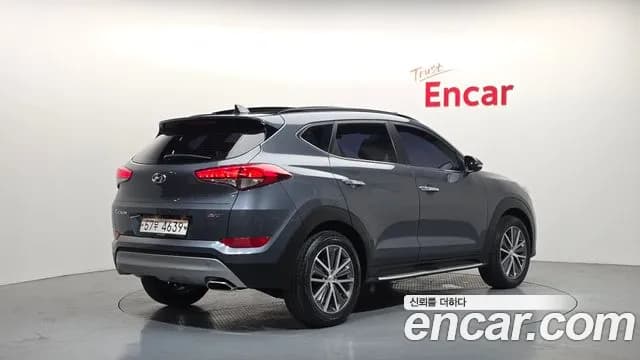 2017 Hyundai All New Tucson Diesel 1.7 2WD Sold VIN KMHJ3815GHU469181 – trunk area 2017 Hyundai All New Tucson Diesel 1.7 2WD Sold VIN KMHJ3815GHU469181 – trunk area