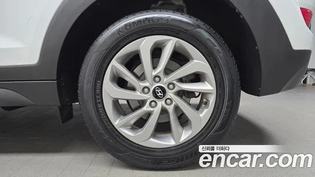 2018 Hyundai All New Tucson Diesel 1.7 2WD Sold VIN KMHJ3815GJU557812 – rear exterior 2018 Hyundai All New Tucson Diesel 1.7 2WD Sold VIN KMHJ3815GJU557812 – rear exterior