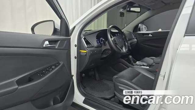 2018 Hyundai All New Tucson Diesel 1.7 2WD Sold VIN KMHJ3815GJU557812 – interior seats 2018 Hyundai All New Tucson Diesel 1.7 2WD Sold VIN KMHJ3815GJU557812 – interior seats