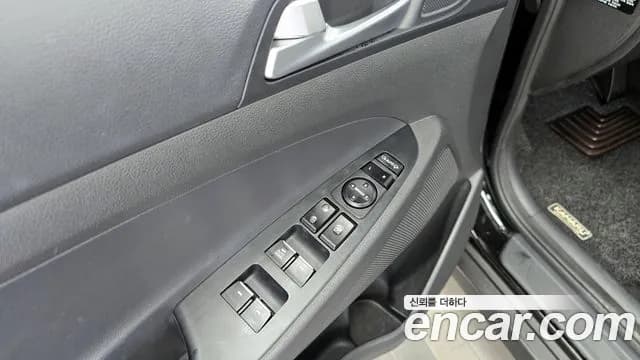 2019 Hyundai All New Tucson Diesel 1.6 2WD Sold VIN KMHJ3817GKU942283 – interior seats 2019 Hyundai All New Tucson Diesel 1.6 2WD Sold VIN KMHJ3817GKU942283 – interior seats