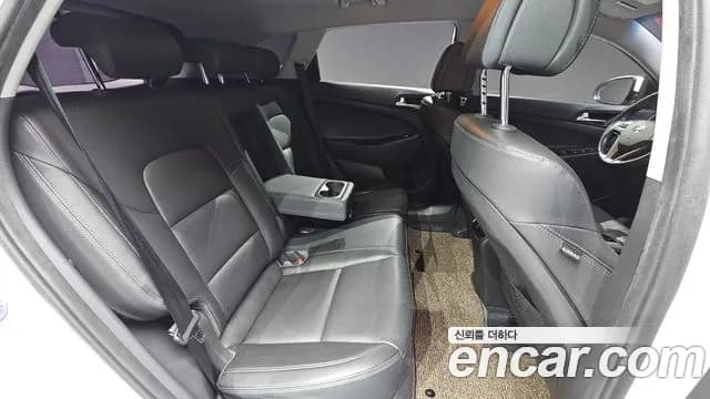 2017 Hyundai All New Tucson Diesel 2.0 2WD Sold VIN KMHJ381ABHU435188 – interior seats 2017 Hyundai All New Tucson Diesel 2.0 2WD Sold VIN KMHJ381ABHU435188 – interior seats
