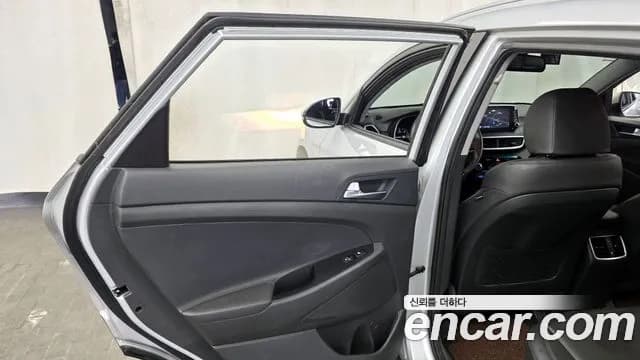 2019 Hyundai All New Tucson Diesel 2.0 2WD Sold VIN KMHJ381ABKU068942 – interior seats 2019 Hyundai All New Tucson Diesel 2.0 2WD Sold VIN KMHJ381ABKU068942 – interior seats
